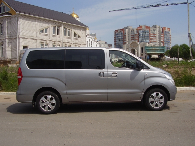 Hyundai grand starex 4wd