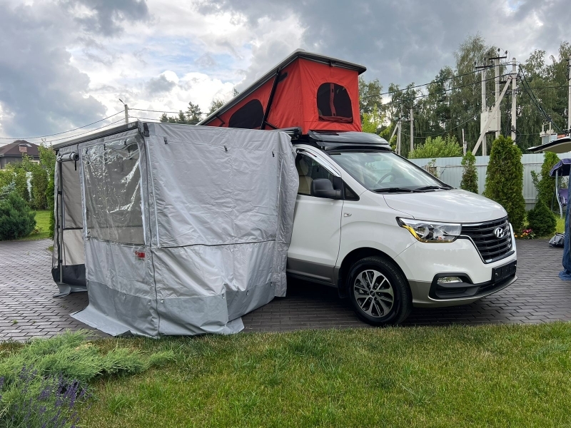 Grand Starex Camper